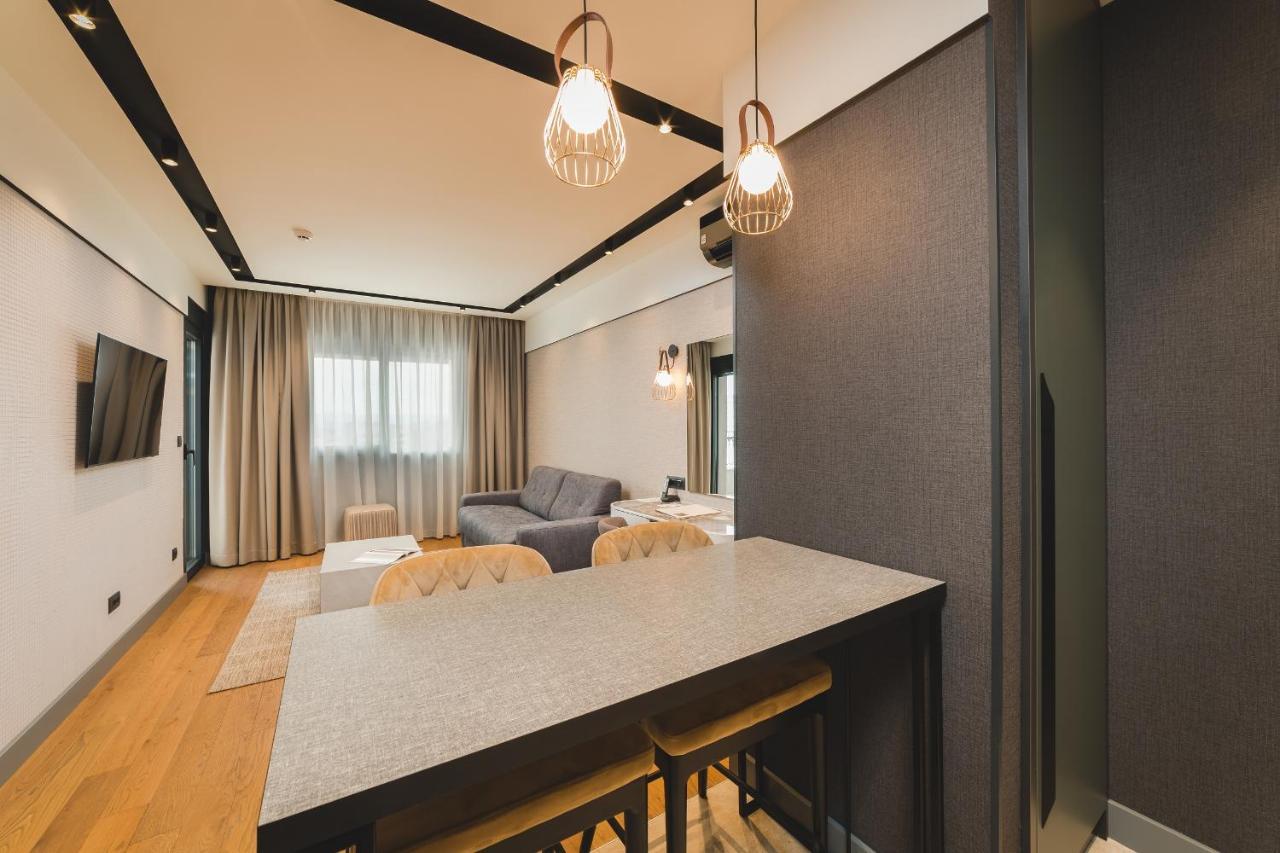 Signum Hotel พอดโกริกา ภายนอก รูปภาพ